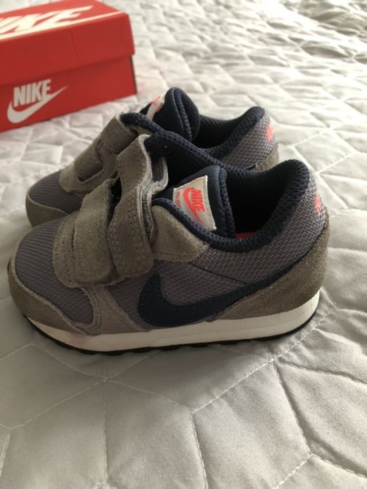 Adidasy NIKE roz. 22