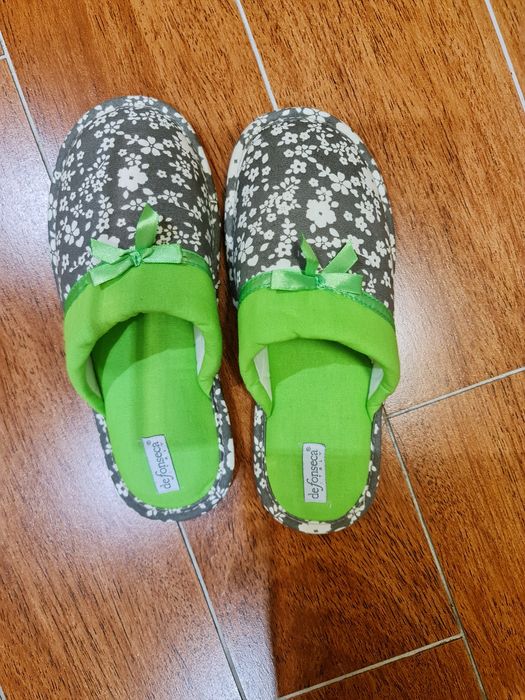 Vendo chinelos de casa