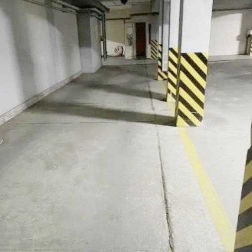 Продам паркінг на 2 авто на початку пр. Яворницького