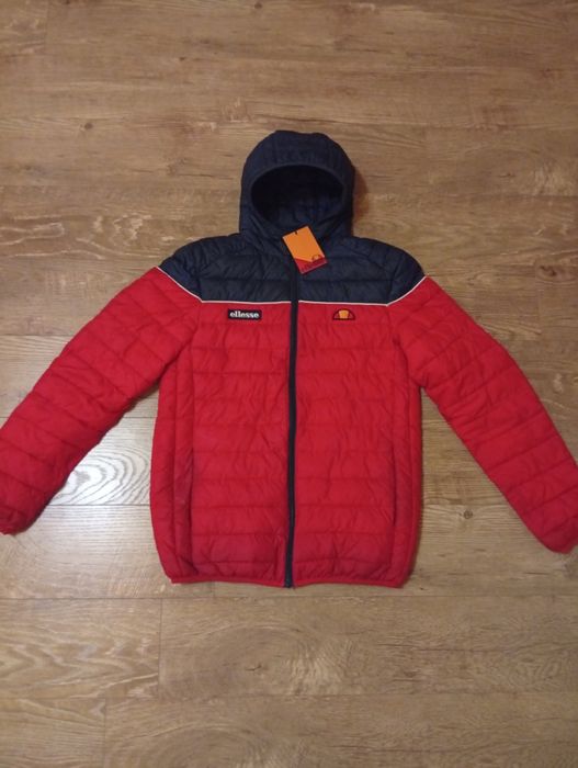 Куртка Ellesse .