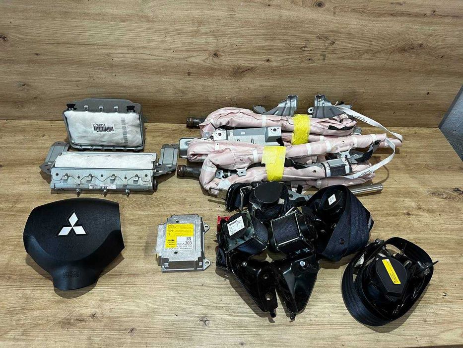 Безопасность Безпека Подушка Airbag Ремні Mitsubishi ASX Outlander Spo