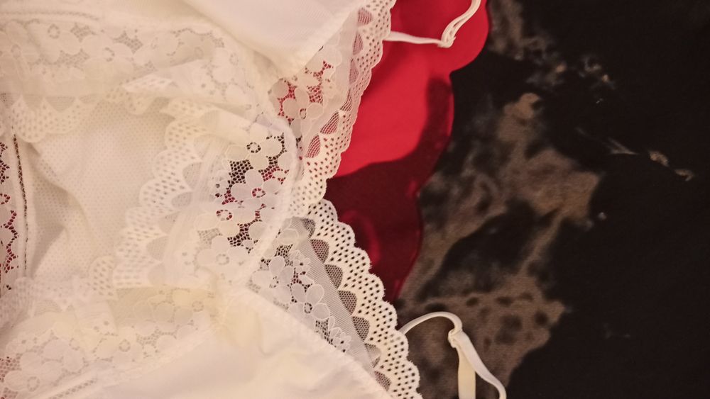 Top koronkowy kremowa biel L