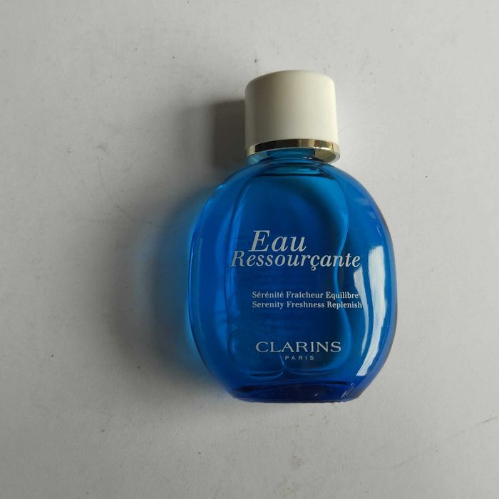 CLARINS Eau Ressourcante Mgiełka do ciała