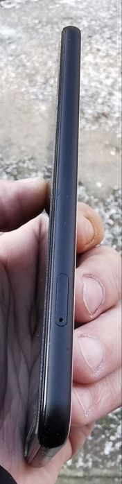 Продам pixel 4 xl 64 гига.забронирован до субботы