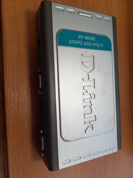 Przełącznik D-Link DKVM-4K, super okazja! Brzesko • OLX.pl