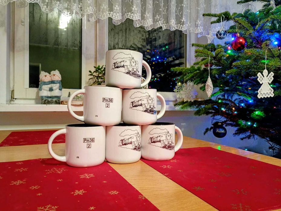 Kubek parowóz Pm36 Piękna Helena prezent
