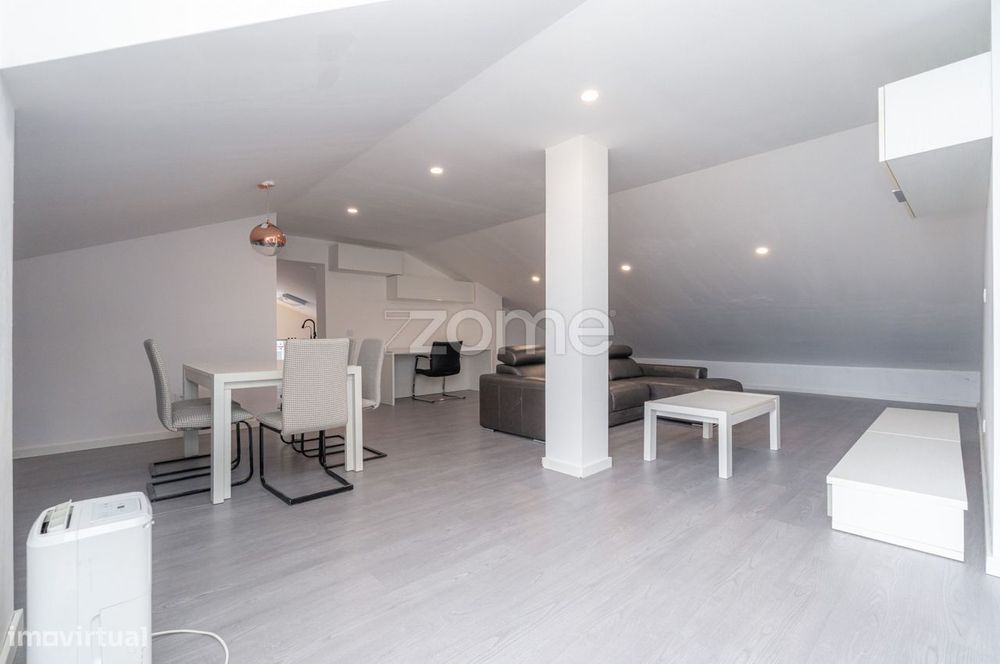 T2 totalmente renovado com terraço e acesso a terreno | Chãs (Semid...