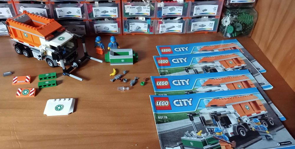 Lego city 60118 Garbage truck