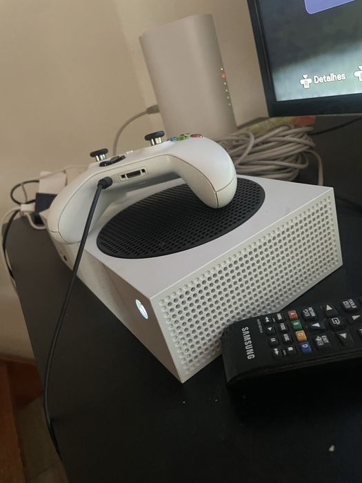 Xbox serie S perfeito estado