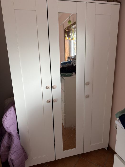 Roupeiro 3 portas ikea novo