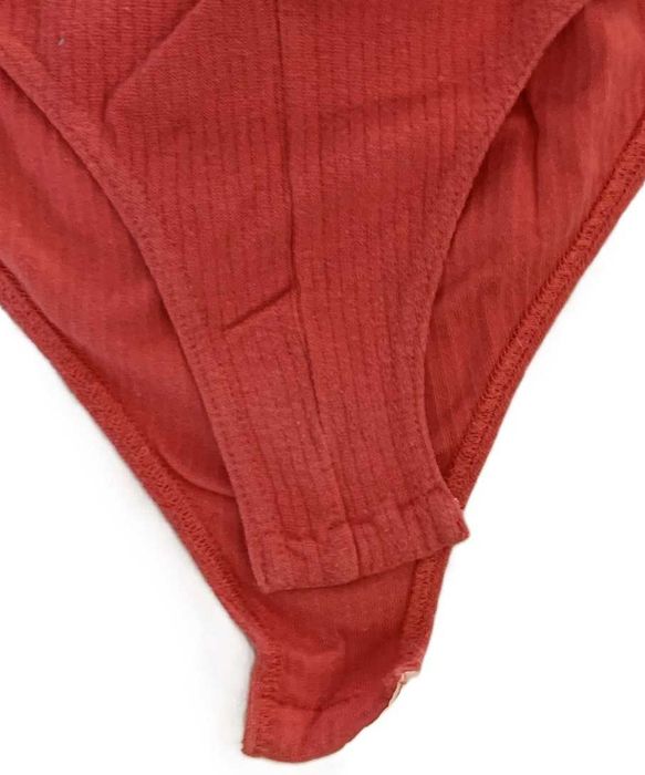 Body Rosa, como Novo