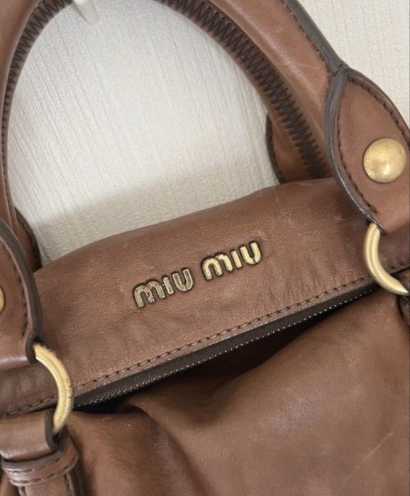 Оригінальна сумка miu miu  шкіра