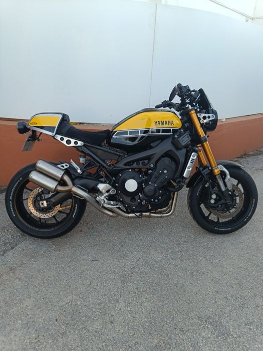 Escape Yamaha XSR 900