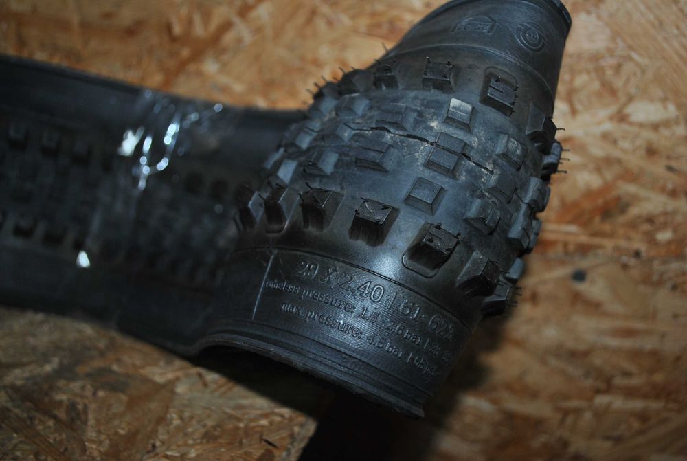 Opona Onza Porcupine 29x2.4 Enduro MTB