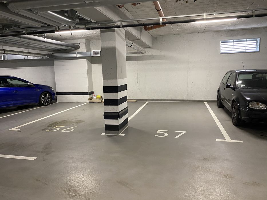 Na sprzedaż miejsca postojowe ul. Powstańców Śląskich 1