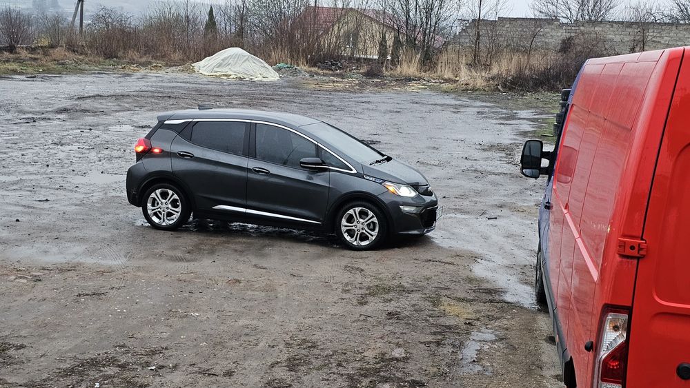 Chevrolet Bolt 2017 EV LT 64 Kwt