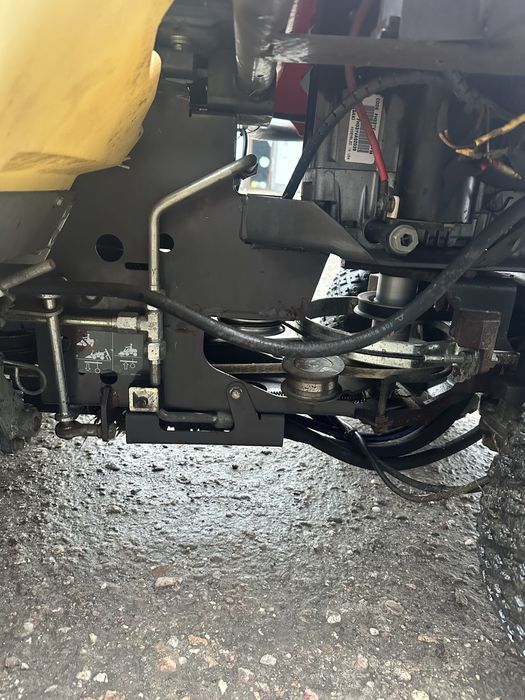 Profesjonalny traktorek kosiarka HUSQVARNA RIDER PR18 4x4
