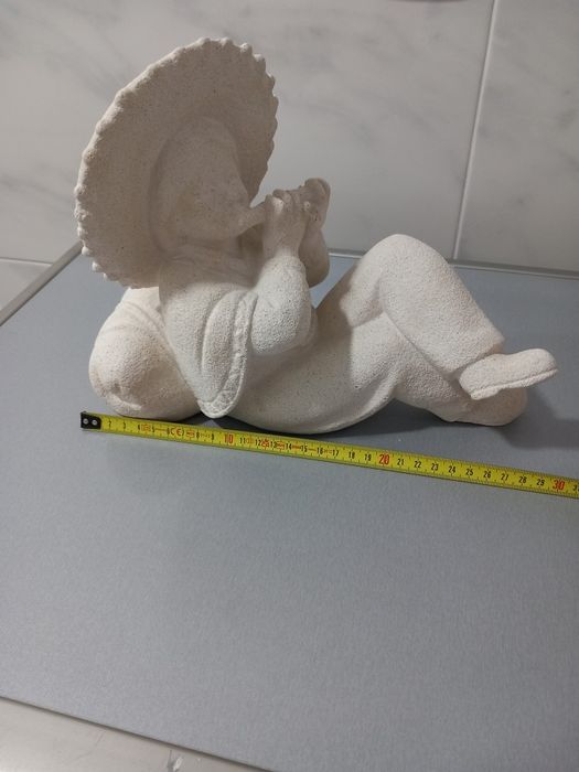 Estatueta em mármore areada