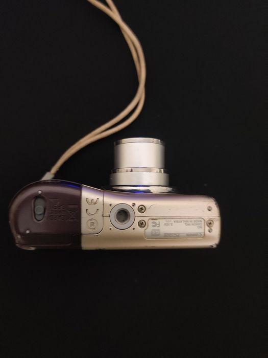 Canon PowerShot A 1000 IS Вінтажна Мильниця фотоапарат фотокамера