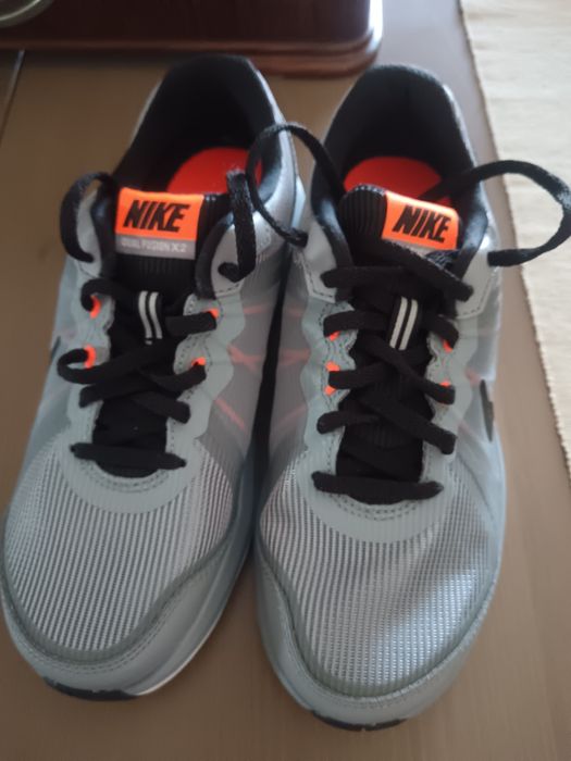 Nike Dual Fusion x2
