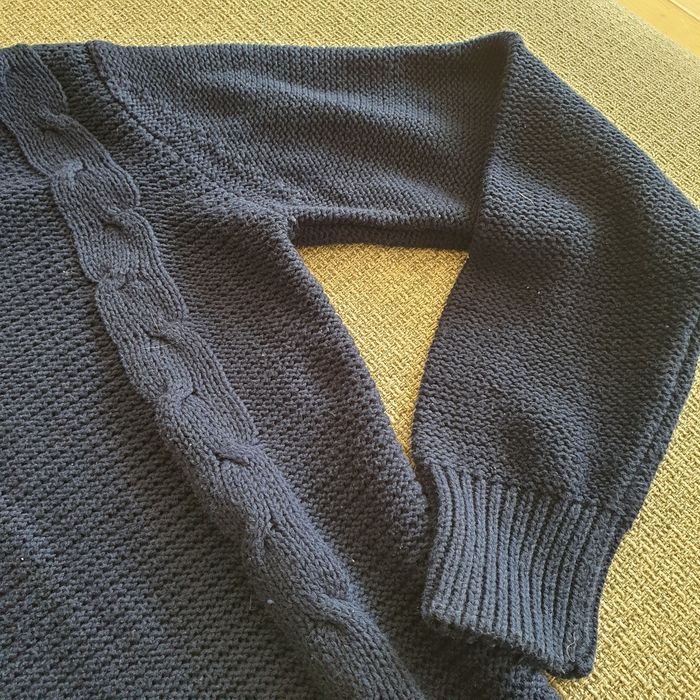 Sweter z kapturem 146/152 granat