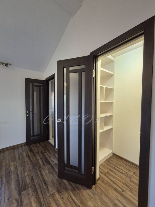 Оренда Будинку з басейном та сауною.Камін,Газ. Осокорки