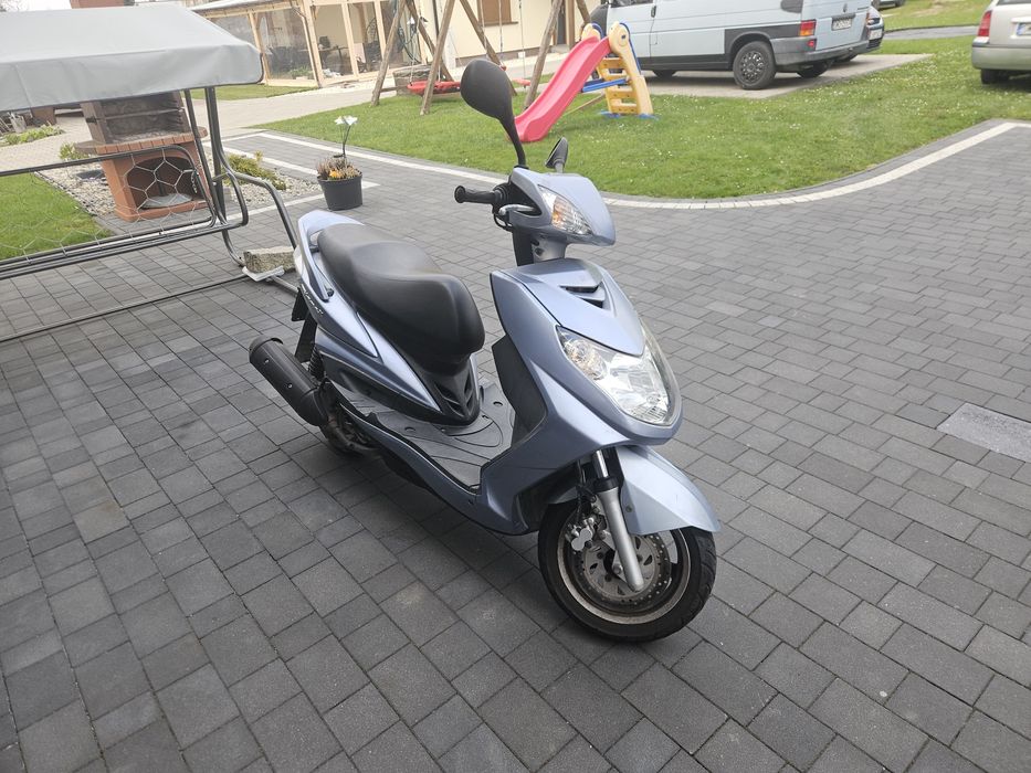 Skuter MBK pojemność 125