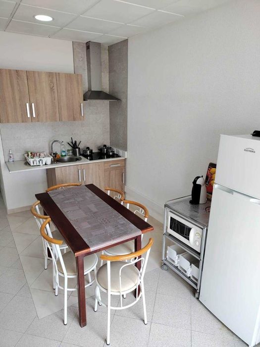 Quarto para arrendar