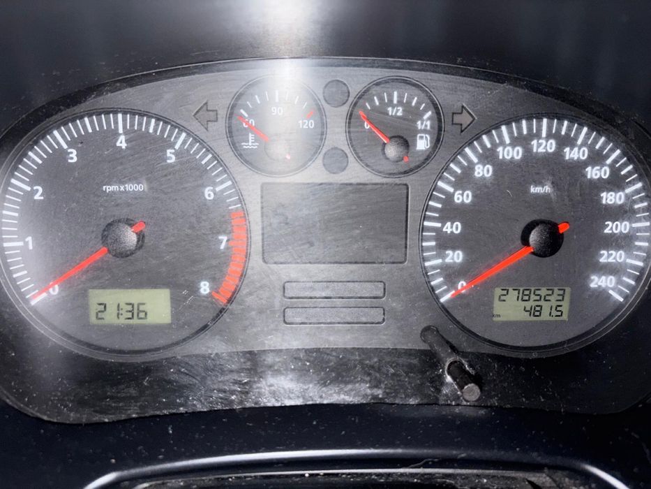 Carro Seat Leon Preto