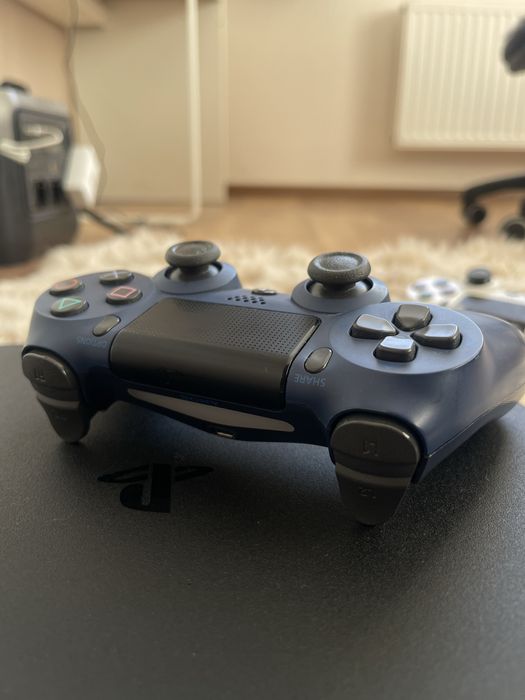 PlayStation 4 Slim 500GB | Ідеальний стан | 2 геймпади