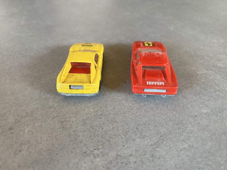 Resoraki Majorette Novacar 2X Ferrari 348 tb Testarossa