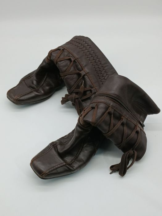 Botas de senhora pele castanha 38