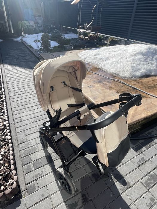 Продам дитячий візочок carrello ultra 2в 1