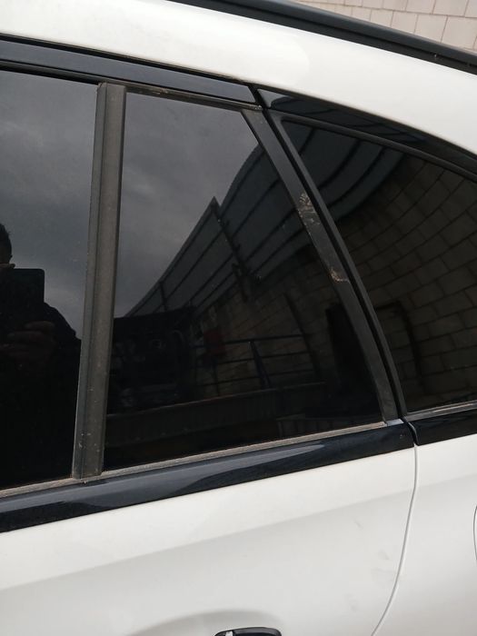 Vidro triangular da porta trás esquerdo MERCEDES-BENZ Classe C Carrinh