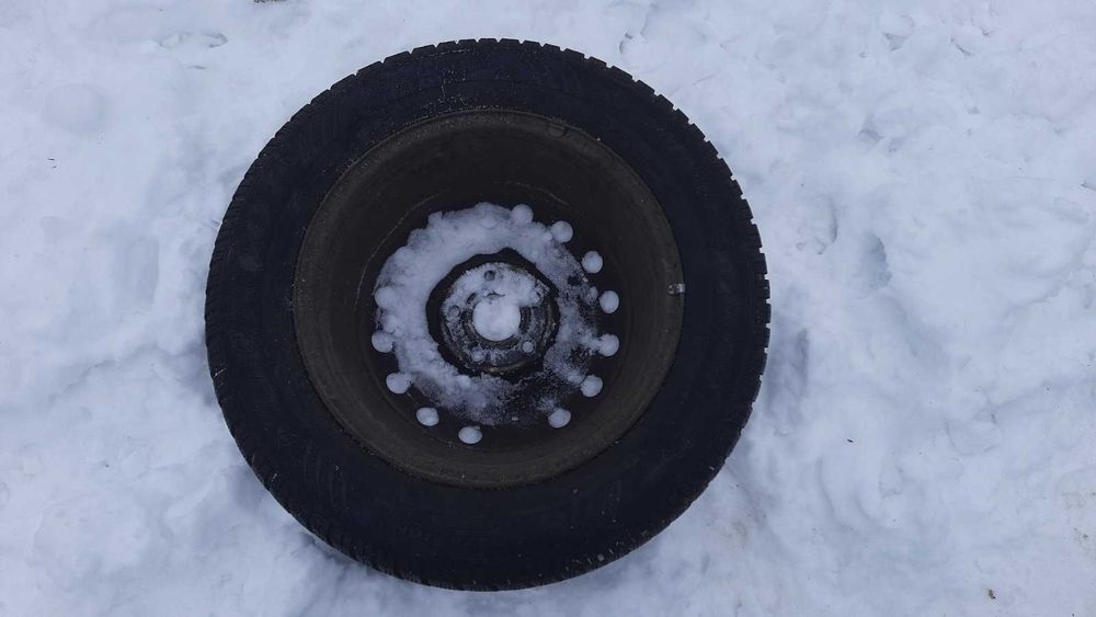 Зимні колеса 195/65R15