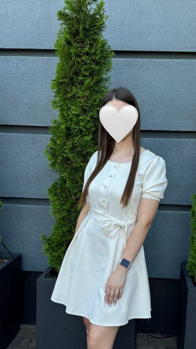 Сукні,костюм,піджак розмір s-m ,всі одягались 1 раз ,стан ідеальний