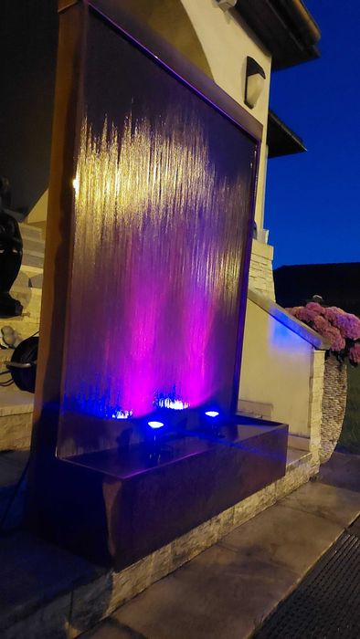 Fontanna nowoczesna ze stali corten. ściana wodna h175cm rarytas