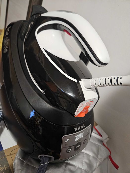 Stacja Parowa Tefal Express Anti-Calc 2800 W Generator Pary Żelazko