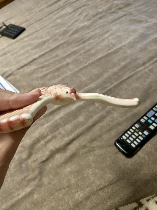 Летящая, парящая птичка, птица, статуэтка, игрушка, сувенир