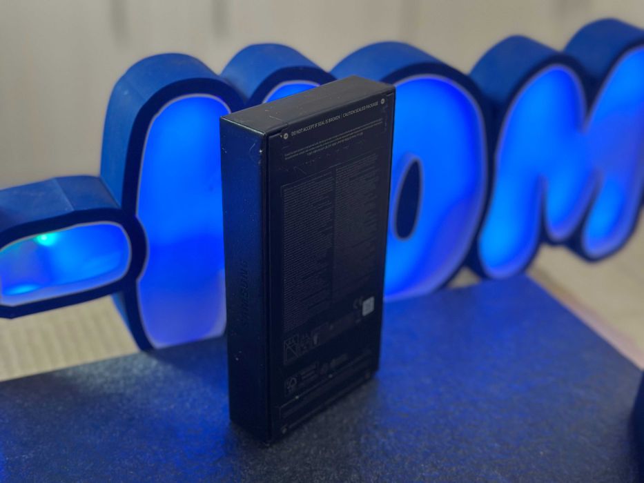 Samsung Galaxy S24 SM-S921 8/128GB Black / RATY