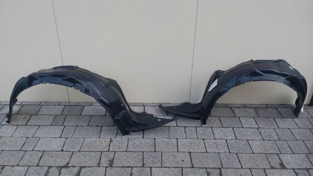 Подкрылок передний правый, левый Тойота Аурис 2007-2010г Toyota Auris