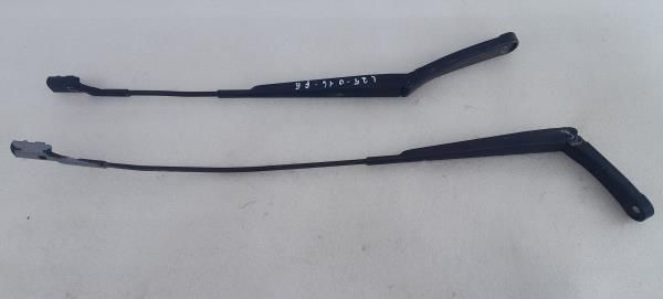 Haste / braço de escova limpa vidros frente direita SEAT Leon (5F1)