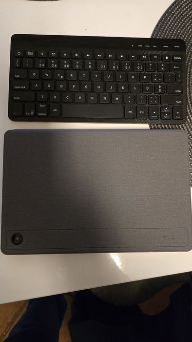 Tablet tcl com teclado