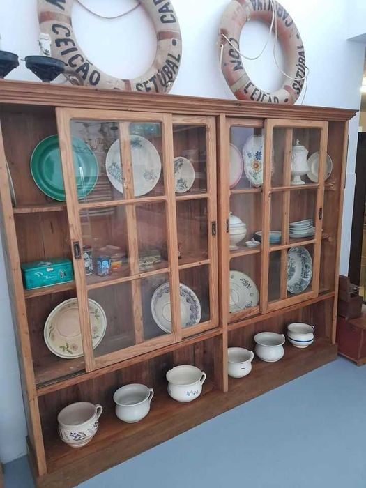 Móvel de Antiga Mercearia