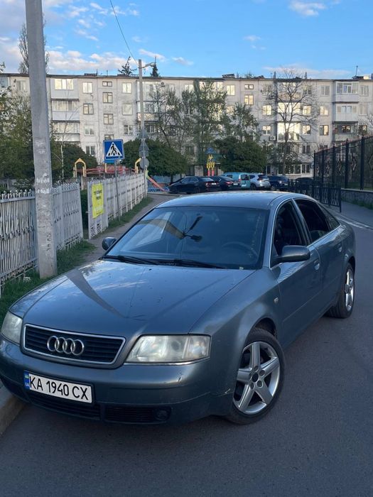 Audi A6 C5 2000 года