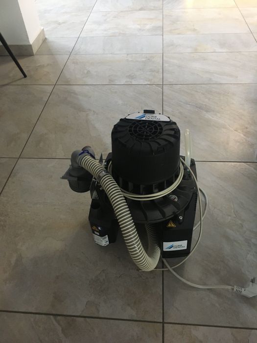 Pompa ssąca Sucha v300S Durr Dental w BDB stanie