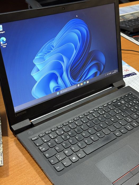 Lenovo V110 - 12gb ram - 500gb ssd