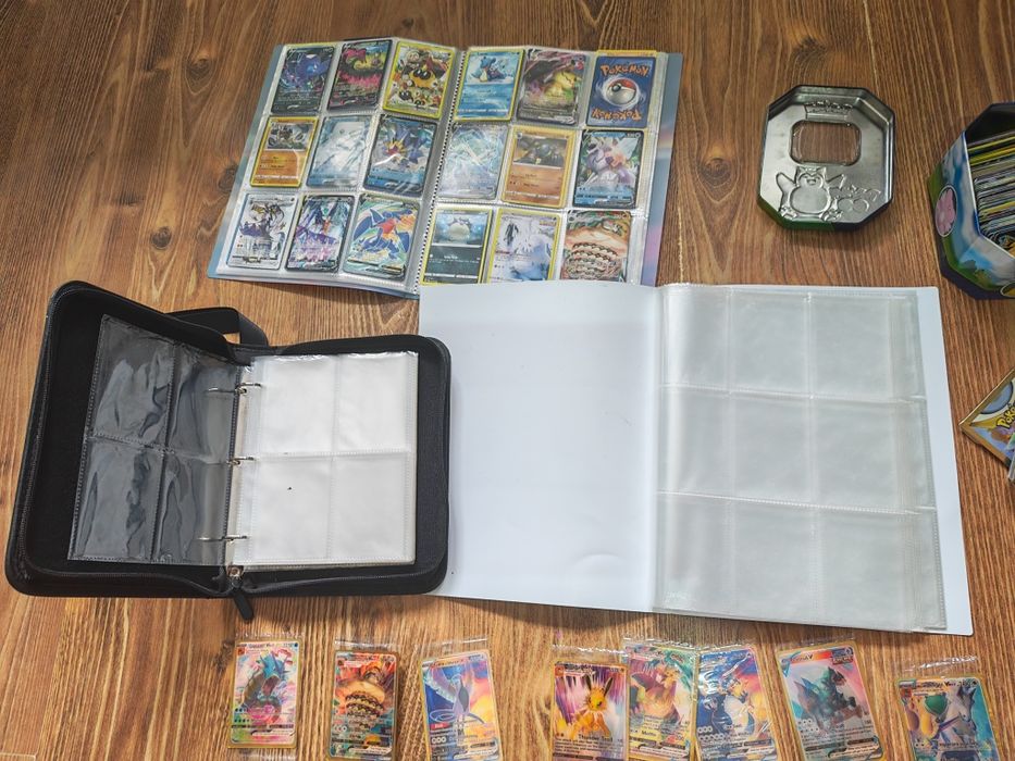 Duży zestaw POKEMON, karty, albumy pudełka.