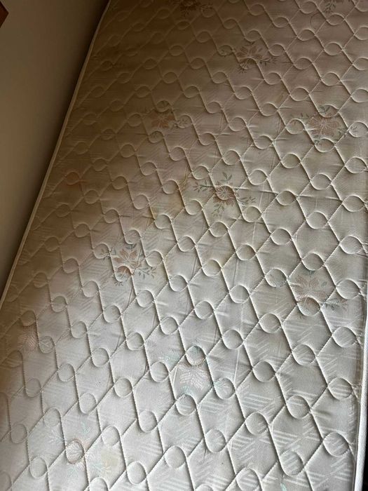 Cama solteiro, completa