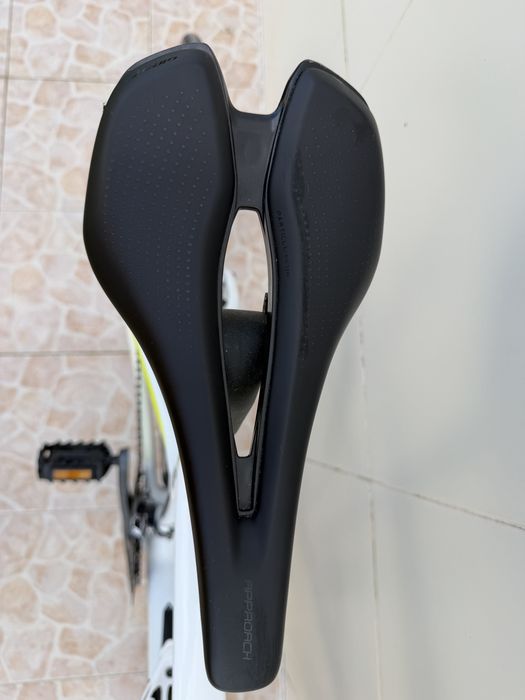 Bicicleta Giant Defy Avanced SL
